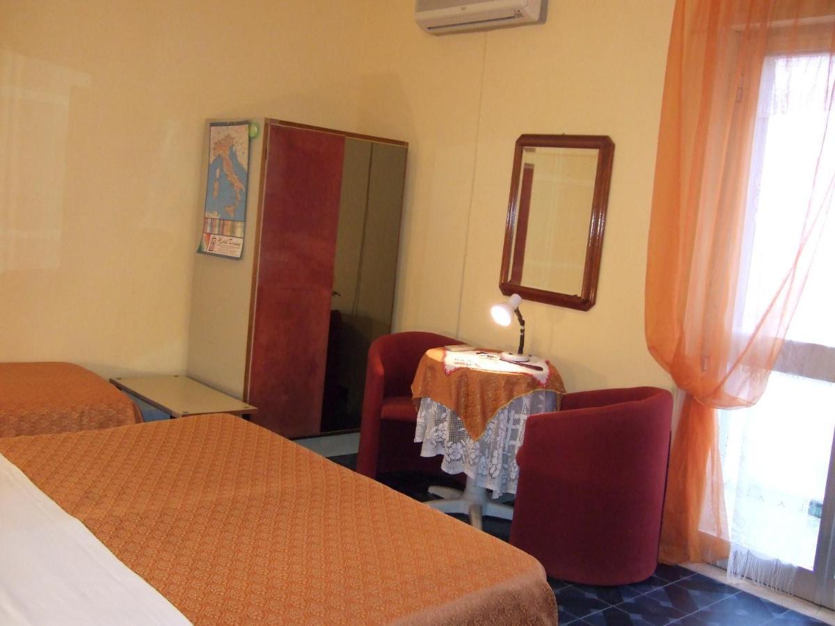 Hotel Torino Falerna Room photo